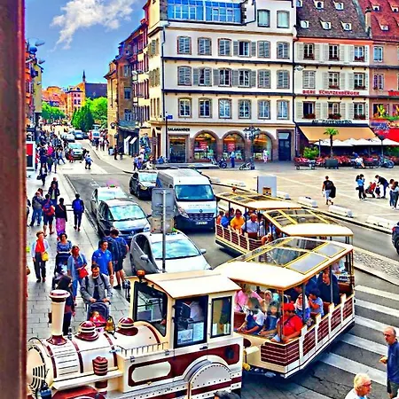 Life Cathedrale City-center Place Gutenberg Strasbourg